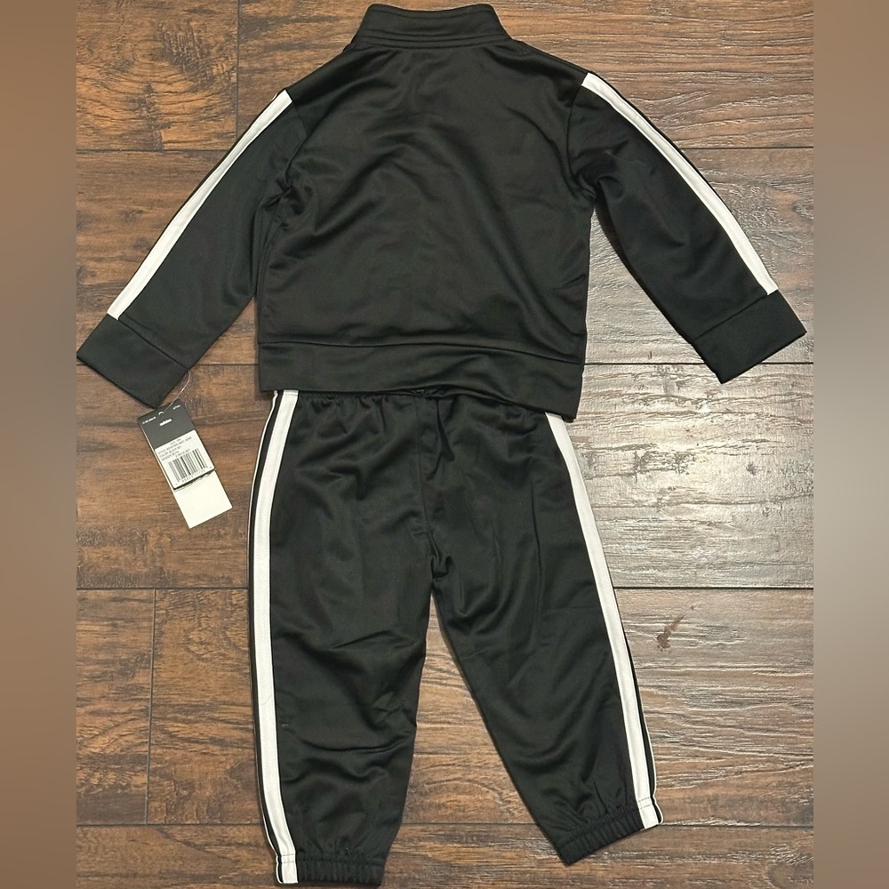 Adidas NWT Toddler Black 2-Piece Track Suit Set Zip Jacket & Jogger Pants 18M - Picture 2 of 5